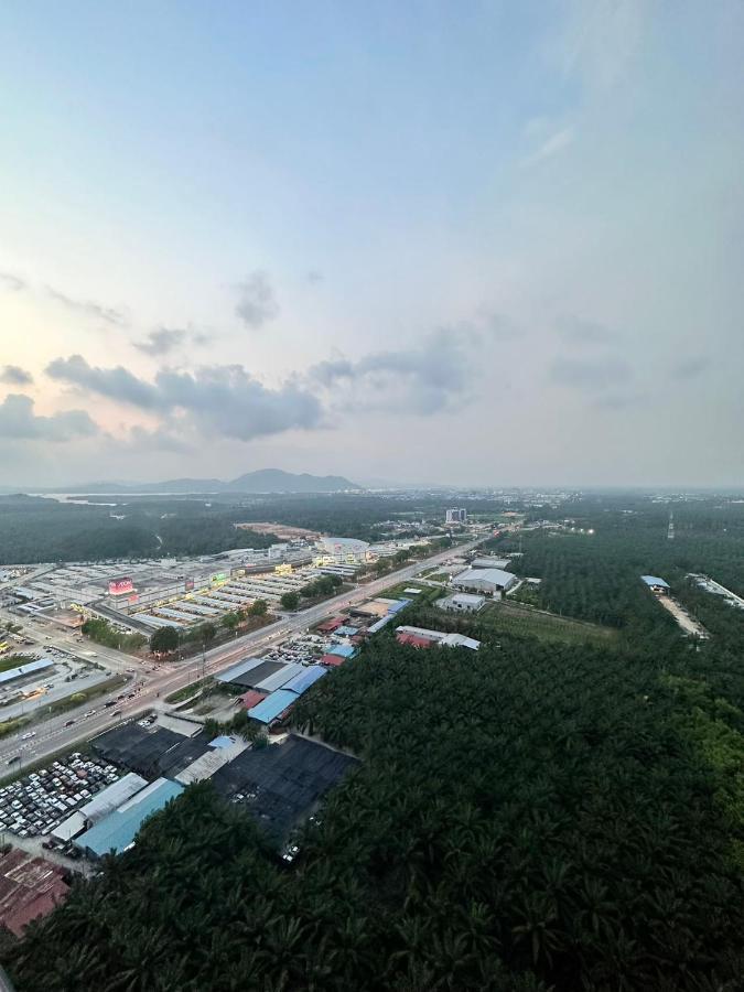 Manjung Vermogen Stay-Wi-Fi+Ktv Sitiawan Exterior photo