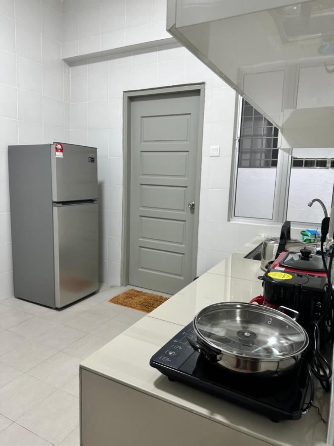 Manjung Vermogen Stay-Wi-Fi+Ktv Sitiawan Exterior photo