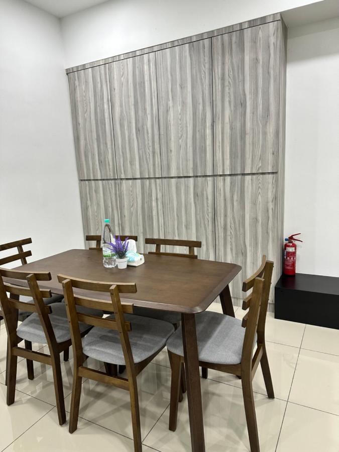 Manjung Vermogen Stay-Wi-Fi+Ktv Sitiawan Exterior photo